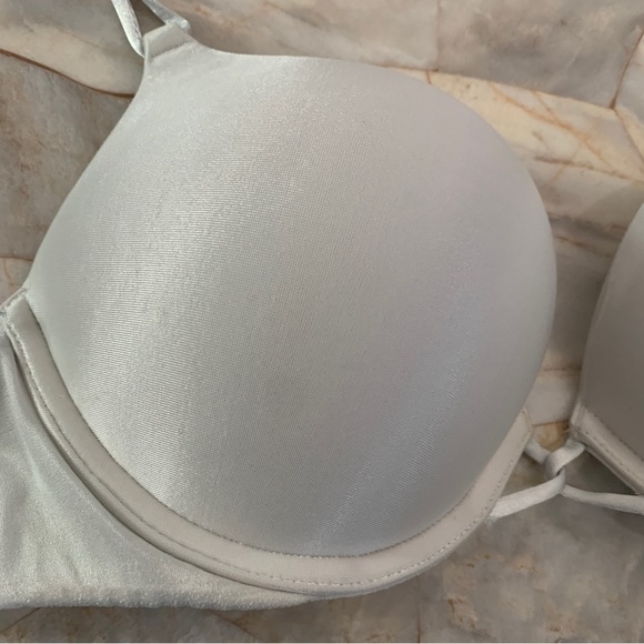 32B Bombshell Push-Up Bra Solid White Satin Smooth Miraculous Bra - Picture 8 of 11